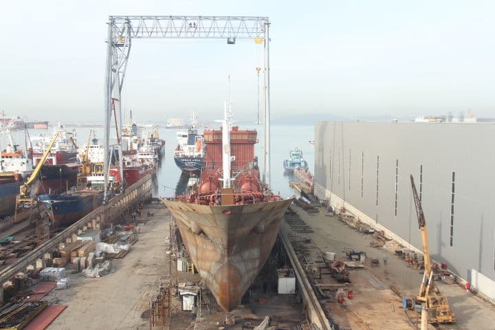 REPAIR BERTH + SLIPWAY  2